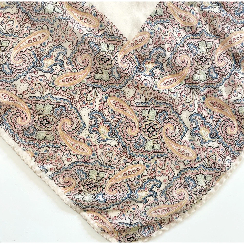 Vintage 70s Paisley Silk Scarf Square Ivory Border Print Old Money Quiet Luxury‎